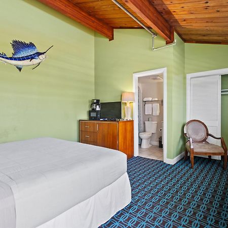Oceanfront Inn, Inlet View Room, King Bed, #14 Fort Pierce Extérieur photo